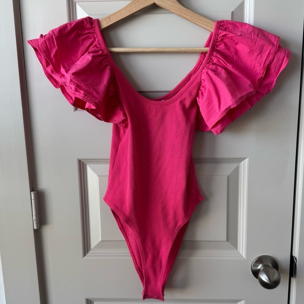 Zara Women’s Hot Pink Ribbed knit Poplin Ruffle Bodysuit Size Small - Picture 3 of 9